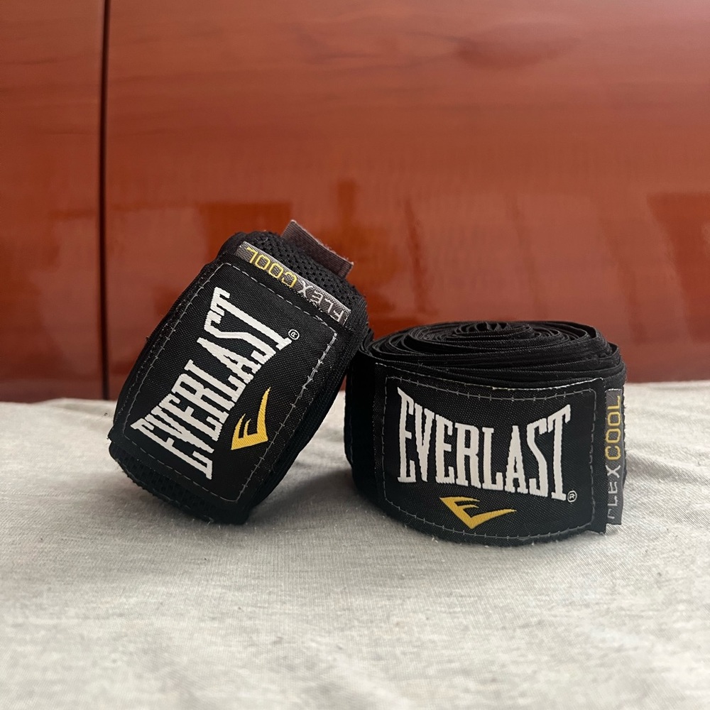 Everlasting boxing wraps cool wrap.Unisex